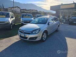 Grigio Usata 2007 Opel Astra Club Tre volumi | 3900 € (Molto cara)