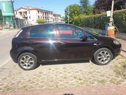 Nero Usata 2012 Fiat Punto Active Due volumi | 2300 € (Buon prezzo)