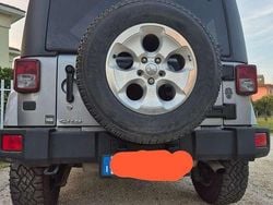 Usata 2015 Jeep Wrangler Unlimited Sahara SUV | 23.000 € (Ottimo prezzo)