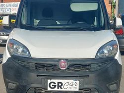 Bianco Usata 2017 Fiat Doblò Lounge Monovolume | 7990 € (Molto cara)
