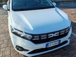 Bianco Usata 2023 Dacia Sandero Expression Tre volumi | 14.000 € (Buon prezzo)