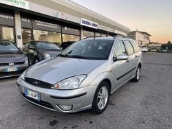 Argento Usata 2002 Ford Focus Zetec Station wagon | 1500 € (Buon prezzo)