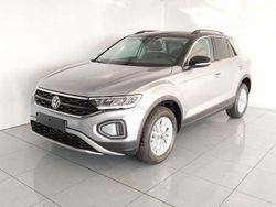 Grigio Usata 2024 VW T-Roc Life SUV | 28.900 € (Buon prezzo)