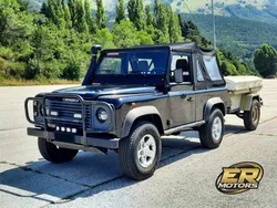 Nero pastello Usata 2004 Land Rover Defender SE SUV | 31.900 € (Molto cara)