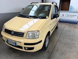 Giallo Usata 2005 Fiat Panda Dynamic Tre volumi | 3750 € (Buon prezzo)