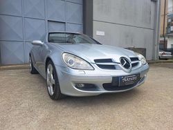 Argento Usata 2005 Mercedes SLK200 Cabrio | 10.900 € (Buon prezzo)