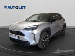 Argento Usata 2022 Toyota Yaris Hybrid Trend Tre volumi | 20.000 € (Molto cara)