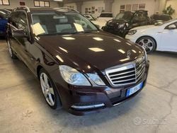 Marrone Usata 2011 Mercedes E220 Avantgarde Station wagon | 9999 € (Cara)