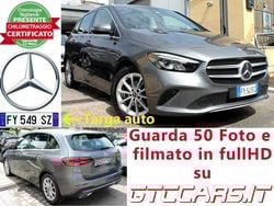 Grigio scuro Usata 2019 Mercedes B180 Monovolume | 18.900 € (Buon prezzo)