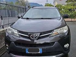 Usata 2014 Toyota RAV4 Executive SUV | 9950 € (Buon prezzo)