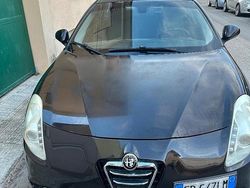 Nero Usata 2012 Alfa Romeo Giulietta Due volumi | 7900 € (Buon prezzo)