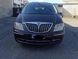 Marrone Usata 2008 Lancia Phedra Monovolume | 5500 € (Molto cara)
