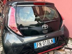 Nero Usata 2017 Toyota Aygo Due volumi | 9500 € (Buon prezzo)