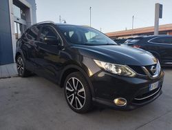 Nero Usata 2015 Nissan Qashqai SUV | 13.900 € (Molto cara)
