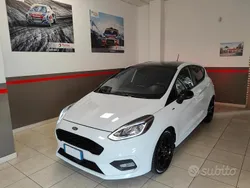 Usata 2018 Ford Fiesta ST-Line Due volumi | 10.900 € (Buon prezzo)