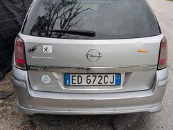 Grigio Usata 2010 Opel Astra Station wagon | 700 € (Super prezzo)