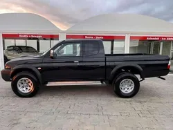 Nero Usata 2002 Mitsubishi L200 Pick-up | 11.900 € (Buon prezzo)