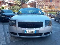 Usata 2002 Audi TT Cabrio | 1500 €