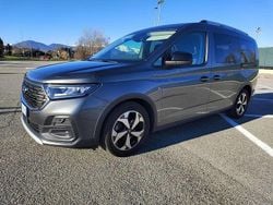 Grigio Usata 2022 VW Caddy Maxi Monovolume | 23.900 € (Buon prezzo)
