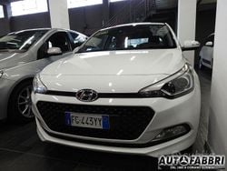 Bianco Usata 2017 Hyundai i20 Comfort Tre volumi | 11.500 € (Cara)