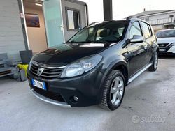 Grigio Usata 2012 Dacia Sandero Stepway Due volumi | 4999 € (Super prezzo)