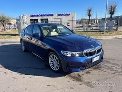 Blu Usata 2019 BMW 320 Sport Line Tre volumi | 20.600 € (Buon prezzo)