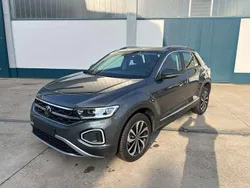 Grigio indio Usata 2022 VW T-Roc Style SUV | 25.900 € (Cara)