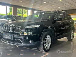 Nero Usata 2018 Jeep Cherokee SUV | 16.800 € (Buon prezzo)