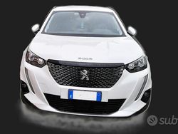 Bianco Usata 2021 Peugeot 2008 Allure SUV | 16.200 € (Buon prezzo)