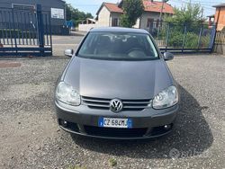 Grigio Usata 2006 VW Golf V Tre volumi | 1200 € (Ottimo prezzo)