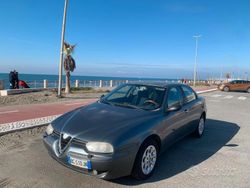 Grigio Usata 1999 Alfa Romeo 156 Tre volumi | 900 € (Buon prezzo)