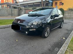 Usata 2012 Fiat Punto Tre volumi | 3500 €