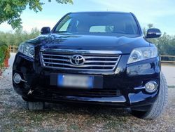 Nero Usata 2010 Toyota RAV4 SUV | 8500 € (Buon prezzo)