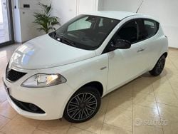 Bianco Usata 2018 Lancia Ypsilon Gold Due volumi | 8799 € (Buon prezzo)