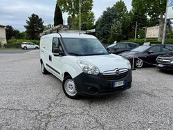 Bianco Usata 2016 Opel Combo Monovolume | 5400 € (Molto cara)