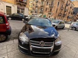 Nero Usata 2008 VW Golf Plus Monovolume | 5400 €