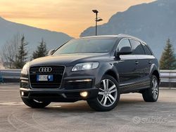 Usata 2009 Audi Q7 S-Line SUV | 9000 €