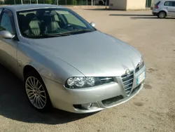 Usata 2003 Alfa Romeo 156 Distinctive Tre volumi | 2000 €