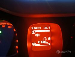 Rosso Usata 2013 Fiat Punto Due volumi | 7000 € (Molto cara)