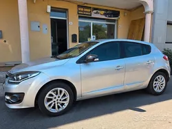 Argento Usata 2015 Renault Mégane III Tre volumi | 6500 € (Cara)