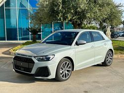 Grigio Nuova 2025 Audi A1 S-Line Tre volumi | 32.200 € (Buon prezzo)