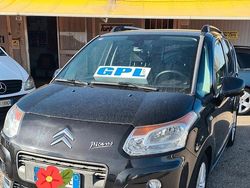 Nero Usata 2010 Citroën C3 Picasso Monovolume | 4000 € (Cara)