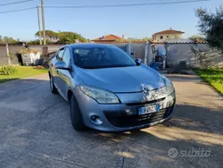 Blu/azzurro Usata 2010 Renault Mégane III Dynamique Tre volumi | 2500 € (Buon prezzo)