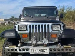 Nero Usata 1990 Jeep Wrangler Laredo SUV | 10.500 €