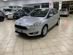 Argento Usata 2014 Ford Focus S Tre volumi | 8600 € (Buon prezzo)