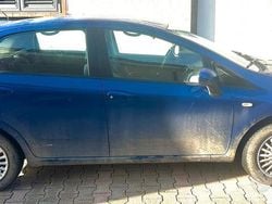 Blu Usata 2007 Fiat Punto Due volumi | 1600 € (Buon prezzo)