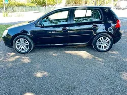 Usata 2008 VW Golf V Tre volumi | 2450 € (Ottimo prezzo)