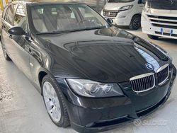 Nero Usata 2006 BMW 325 Tre volumi | 12.500 €