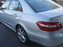 Argento Usata 2009 Mercedes E350 Tre volumi | 10.900 €