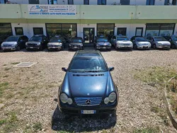 Nessuno(met.) Usata 2004 Mercedes C220 Avantgarde Coupé | 2499 € (Buon prezzo)